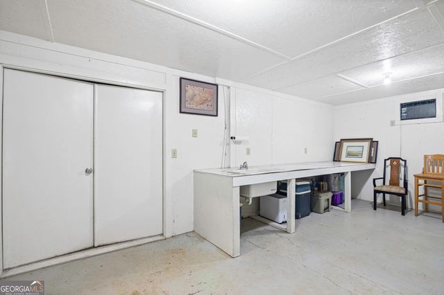 2218 Cross Plains Hulett Road, Carrollton, GA 30116