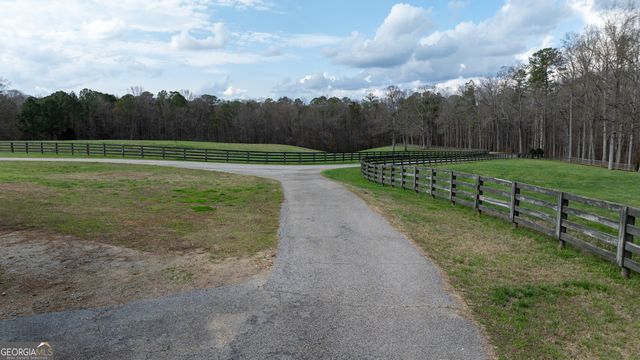 2218 Cross Plains Hulett Road, Carrollton, GA 30116