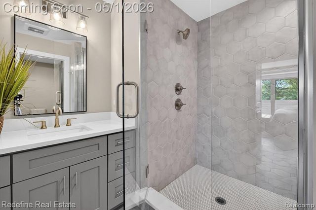 722 E Parent Avenue, Royal Oak, MI 48067