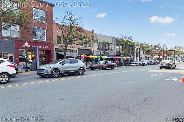 722 E Parent Avenue, Royal Oak, MI 48067