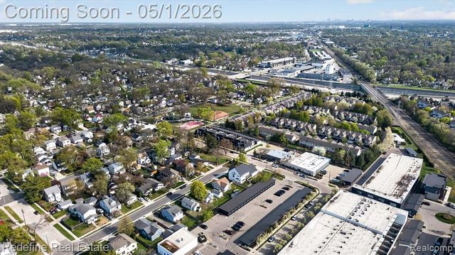 722 E Parent Avenue, Royal Oak, MI 48067