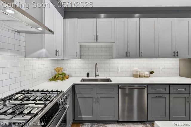 722 E Parent Avenue, Royal Oak, MI 48067
