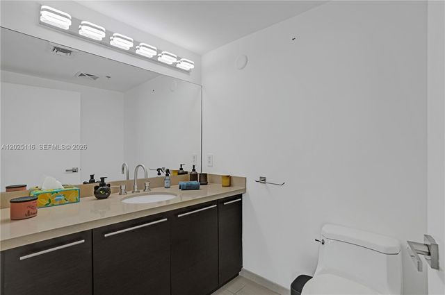 7930 E Dr 1808 1808, North Bay Village, FL 33141