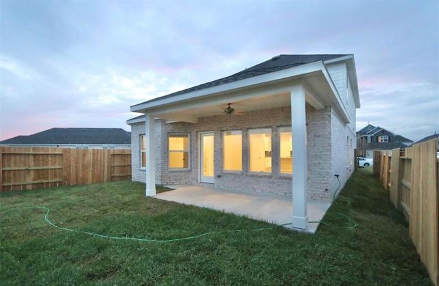 21663 Sandy Dune Drive, Cypress, TX 77433