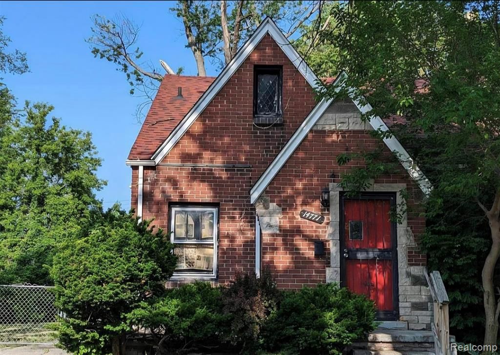14771 Woodmont Avenue, Detroit, MI 48227