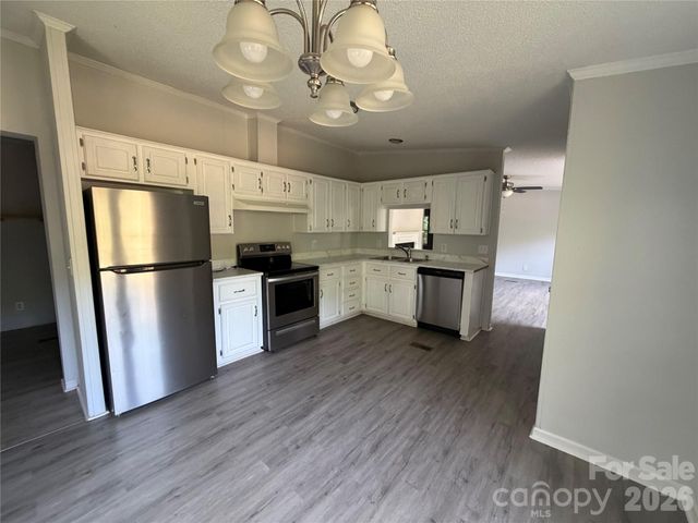 4222 Brookwood Place, Lenoir, NC 28645