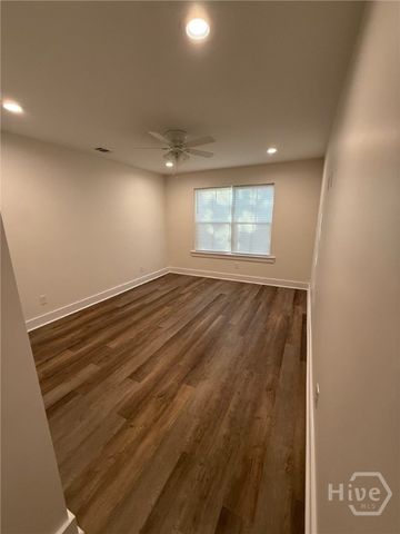 9 Helmken Street, Savannah, GA 31404