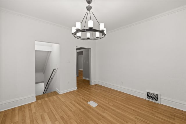 930 18th Street, Des Moines, IA 50314