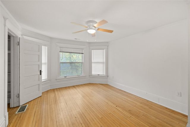 930 18th Street, Des Moines, IA 50314