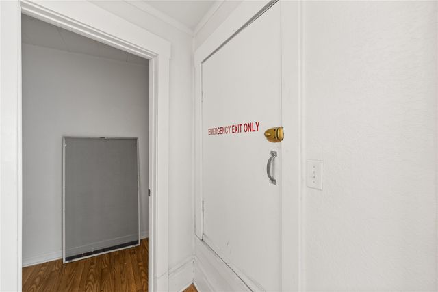 930 18th Street, Des Moines, IA 50314