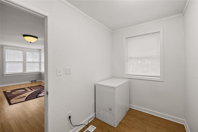 930 18th Street, Des Moines, IA 50314