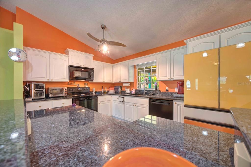 Image 12 of property listing at 1131 LEMONWOOD AVENUE, Deland, FL 32724