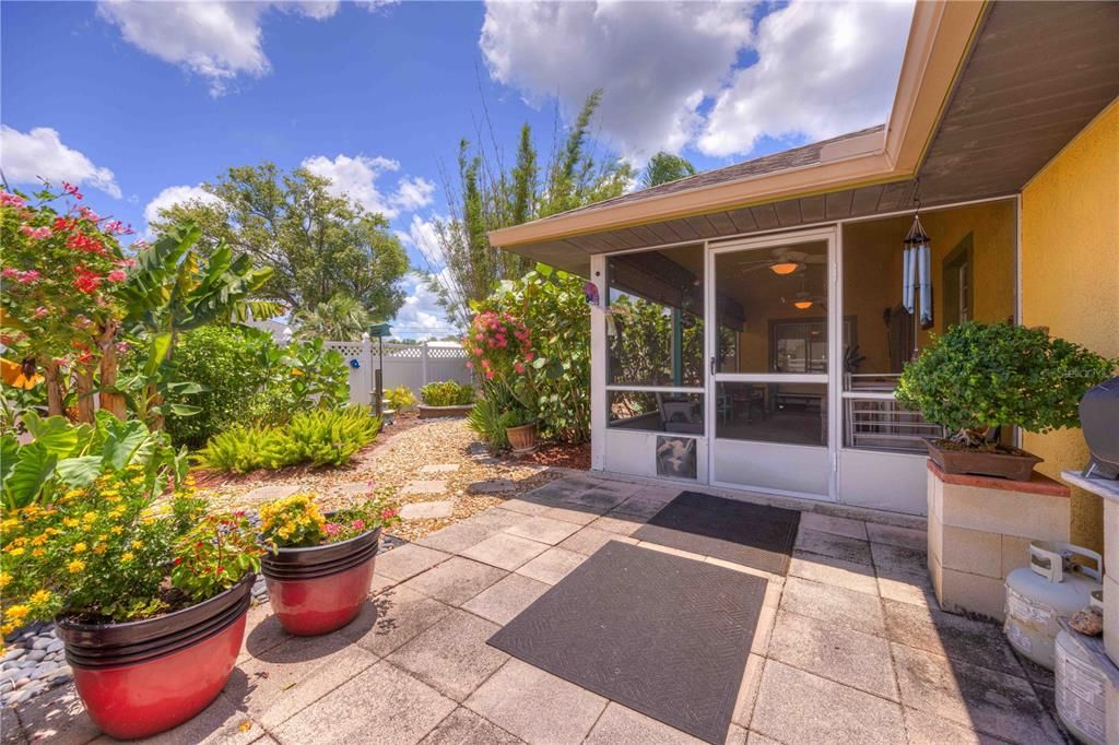 Image 20 of property listing at 1131 LEMONWOOD AVENUE, Deland, FL 32724