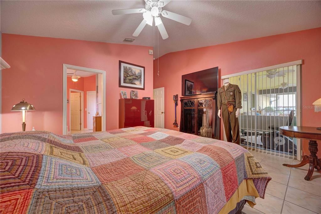 Image 26 of property listing at 1131 LEMONWOOD AVENUE, Deland, FL 32724
