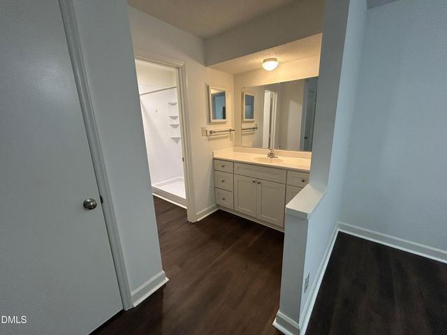 2504 Avent Ferry Road 103, Raleigh, NC 27606