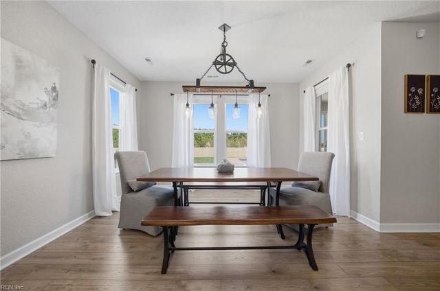 136 Gables PL, Moyock, NC 27958