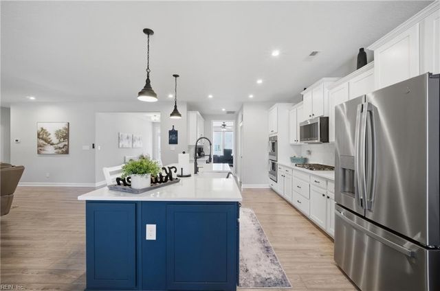 136 Gables PL, Moyock, NC 27958