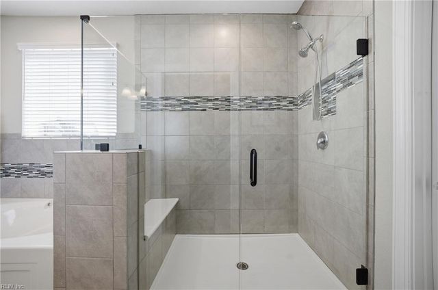 136 Gables PL, Moyock, NC 27958