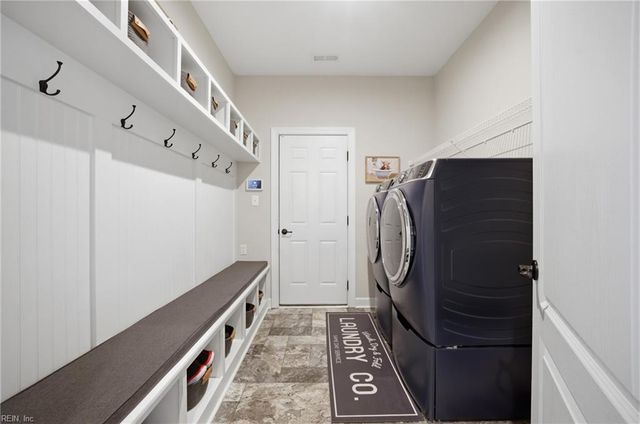 136 Gables PL, Moyock, NC 27958