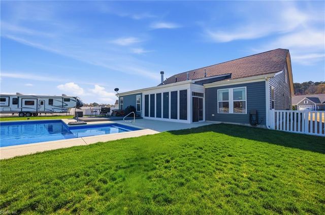 136 Gables PL, Moyock, NC 27958