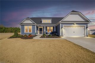 136 Gables PL, Moyock, NC 27958