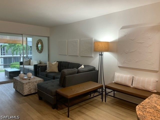 1417 Chesapeake AVE 201, Naples, FL 34102