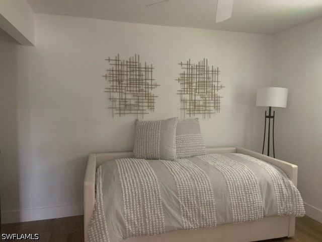 1417 Chesapeake AVE 201, Naples, FL 34102