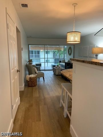 1417 Chesapeake AVE 201, Naples, FL 34102