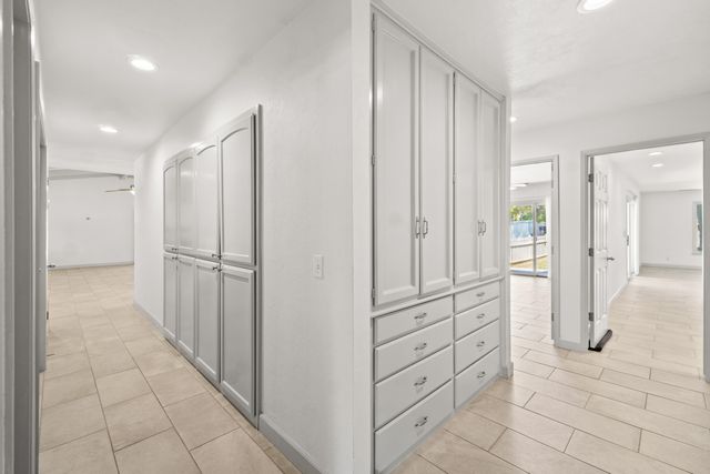 713 W Pine Street, Exeter, CA 93221