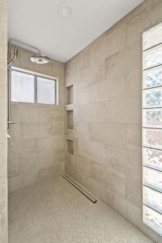 713 W Pine Street, Exeter, CA 93221