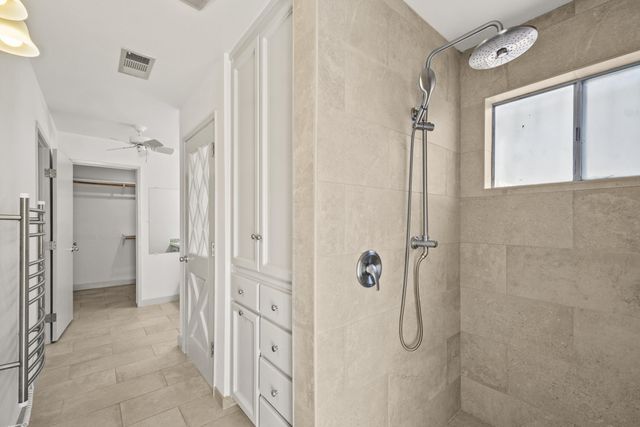 713 W Pine Street, Exeter, CA 93221