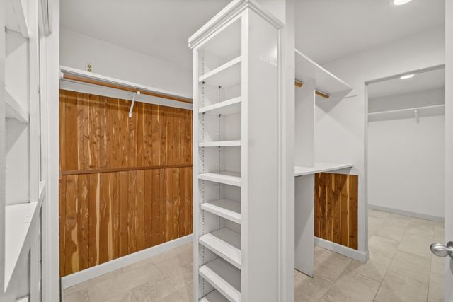 713 W Pine Street, Exeter, CA 93221