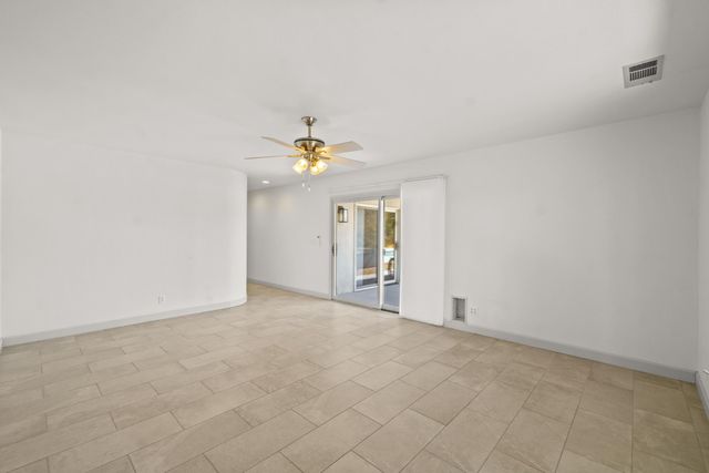 713 W Pine Street, Exeter, CA 93221
