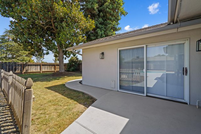 713 W Pine Street, Exeter, CA 93221