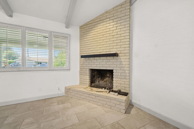713 W Pine Street, Exeter, CA 93221