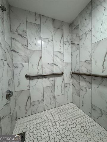 11433 PANHANDLE Road, Hampton, GA 30228