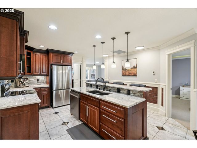 5619 Ne 64TH St, Vancouver, WA 98661