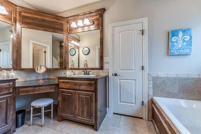 324 SW 175th Terrace, Oklahoma City, OK 73170