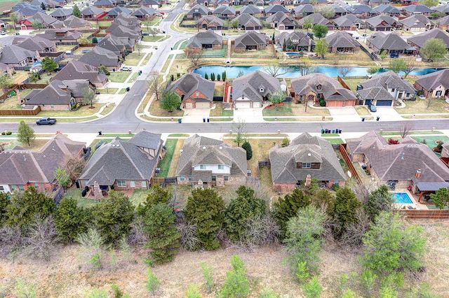 324 SW 175th Terrace, Oklahoma City, OK 73170