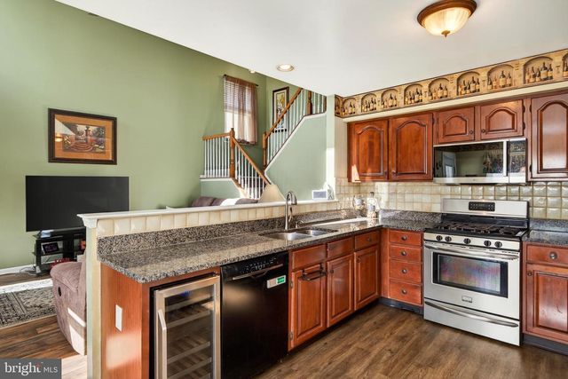 205 COMMONS LN, Collegeville, PA 19426