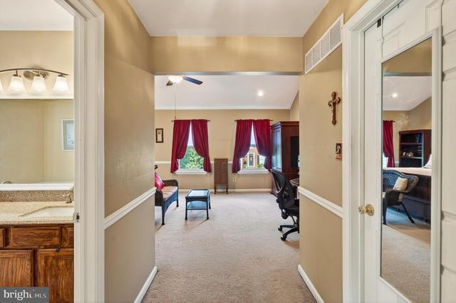 205 COMMONS LN, Collegeville, PA 19426