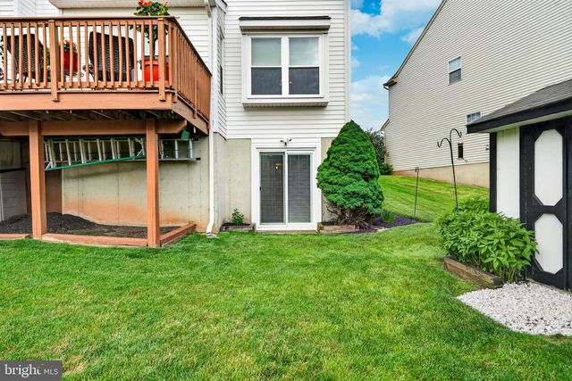205 COMMONS LN, Collegeville, PA 19426