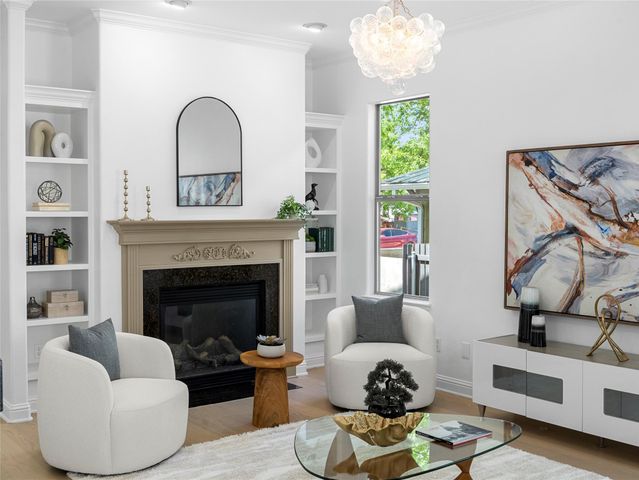 5209 Evans Ave A, Austin, TX 78751