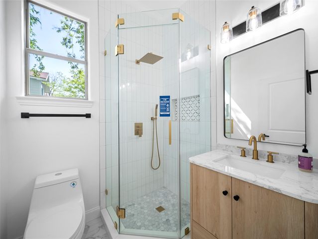 5209 Evans Ave A, Austin, TX 78751