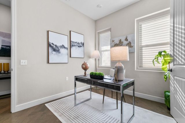 1038 Giacomo Ln, San Jose, CA 95131