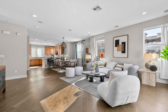 1038 Giacomo Ln, San Jose, CA 95131