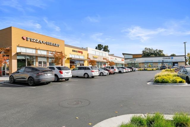 1038 Giacomo Ln, San Jose, CA 95131