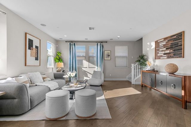 1038 Giacomo Ln, San Jose, CA 95131