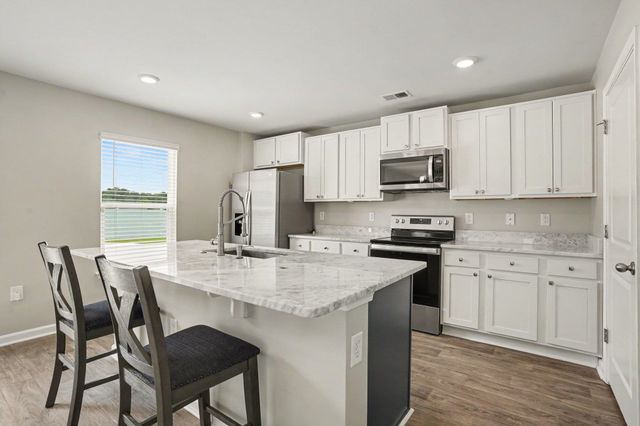 312 Spruce Pine Way, Conway, SC 29526