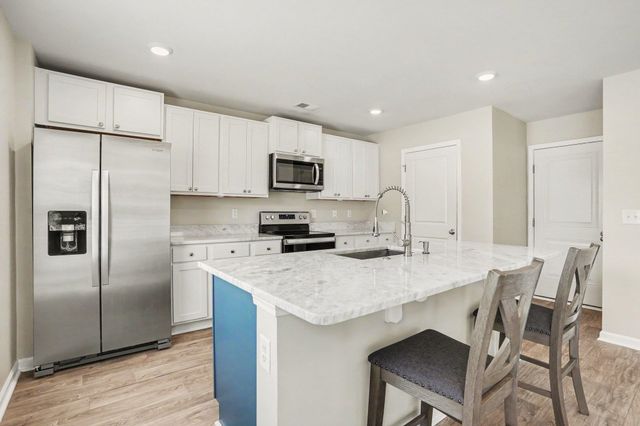 312 Spruce Pine Way, Conway, SC 29526